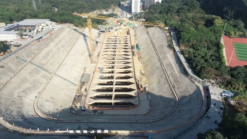 深圳某道路通車延期，市民關切進度，市政部門回應工程進展